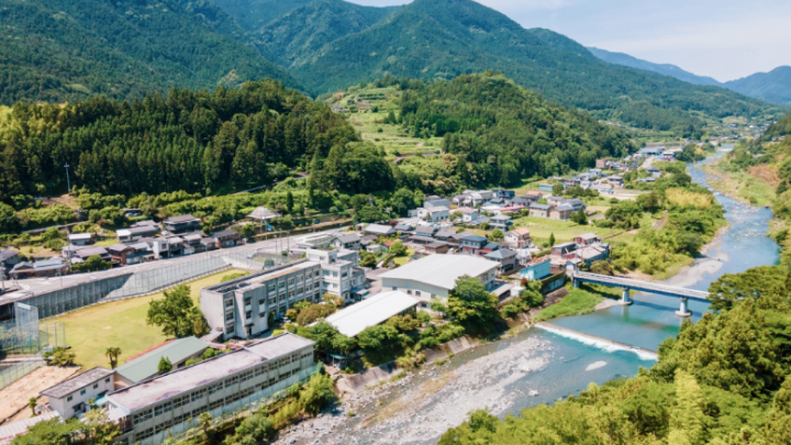 徳島県立城西高等学校神山校 徳島県立城西高等学校神山校
