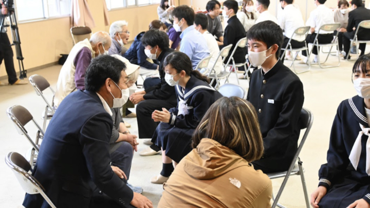 中学校 イメージ